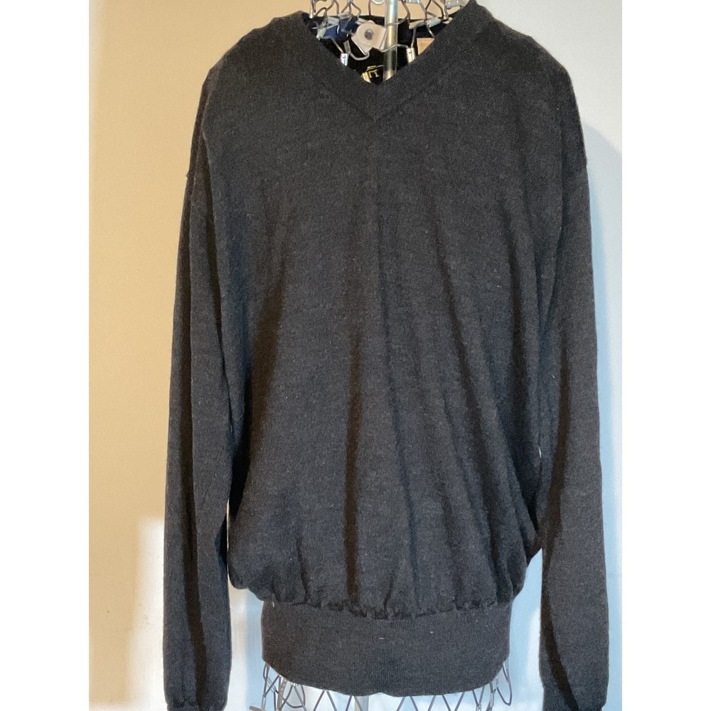 Orvis Mens Large Wool V-Neck Sweater Charcoal Gray Fly Fishing Logo RN 70534